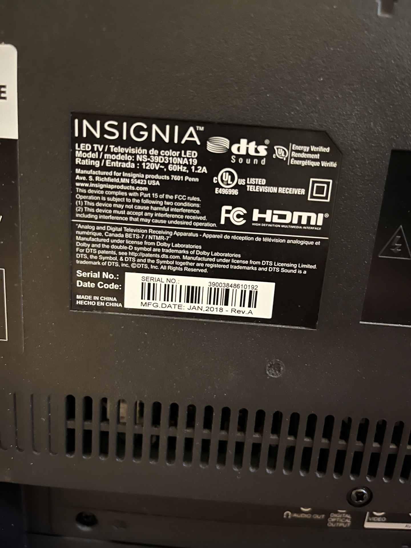 2018 Insignia 40 Inch TV for Sale in Riverside, CA OfferUp