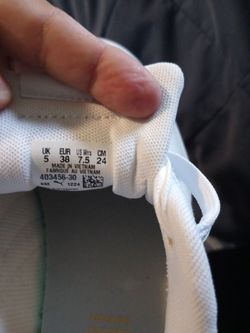 Women's shoes