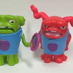 Lot of 2 McDonalds Home Shaking and Nervous Oh Figures