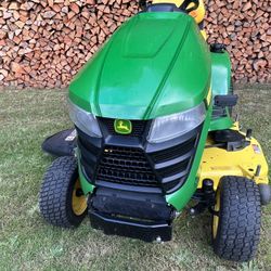 John Deere X380