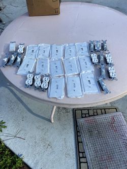 Light Switches And Plugs 