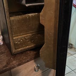 Mini Fridge 