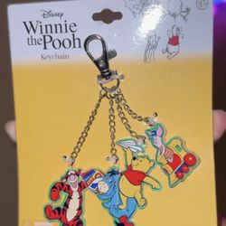 winnie the pooh keychain 