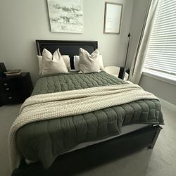 Queen Bedroom Suit (Mattress & decor NOT included)