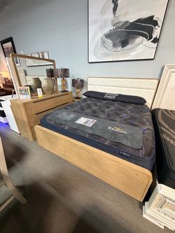 Beautiful bedroom set! 💙🥳😍