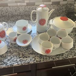 PORCELAIN DISHES 1930