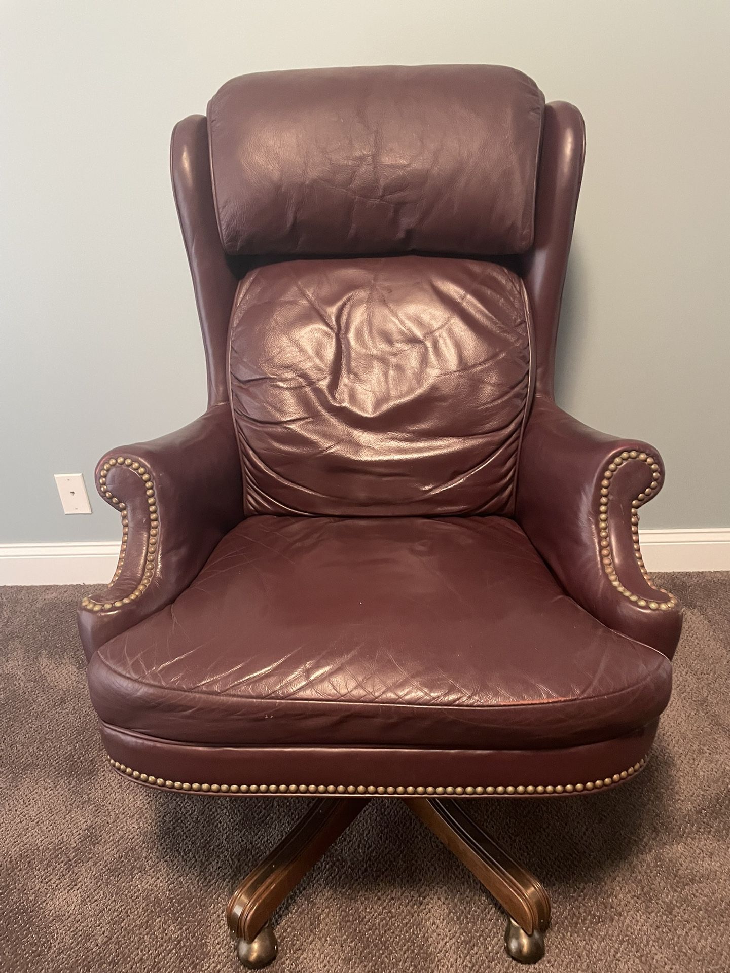 Leather Executive Chair - High Back Tilt Swivel Chair