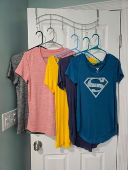 Mixed Tee 5 Set Assorted Styles And Colors