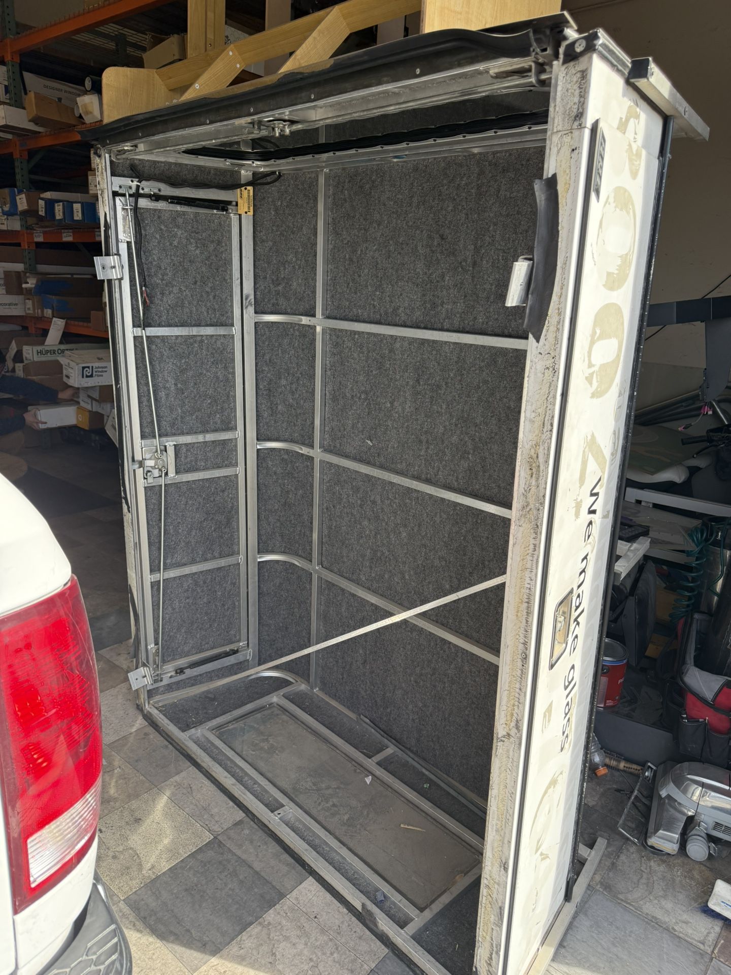 2007 Toyota Tacoma A.R.E. Camper Shell
