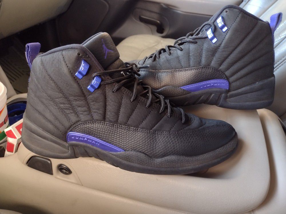 Jordans....Black And purple Size 11.5