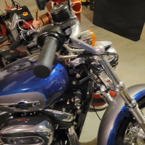 Photo 2017 Harley Davidson sportster 1200 cuatom