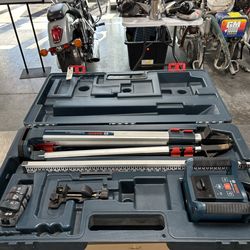 Bosch Rotary Laser Level w/Base Mount
