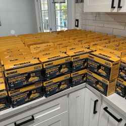 DEWALT 20V MAX XR POWERSTACK Lithium-Ion Battery Starter Kit with 5.0Ah Battery and Charger