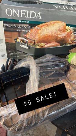 Turkey Non Stick Roasting Pan with V-Rack
