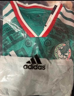 Authentic Mexico 2026 player version soccer jersey