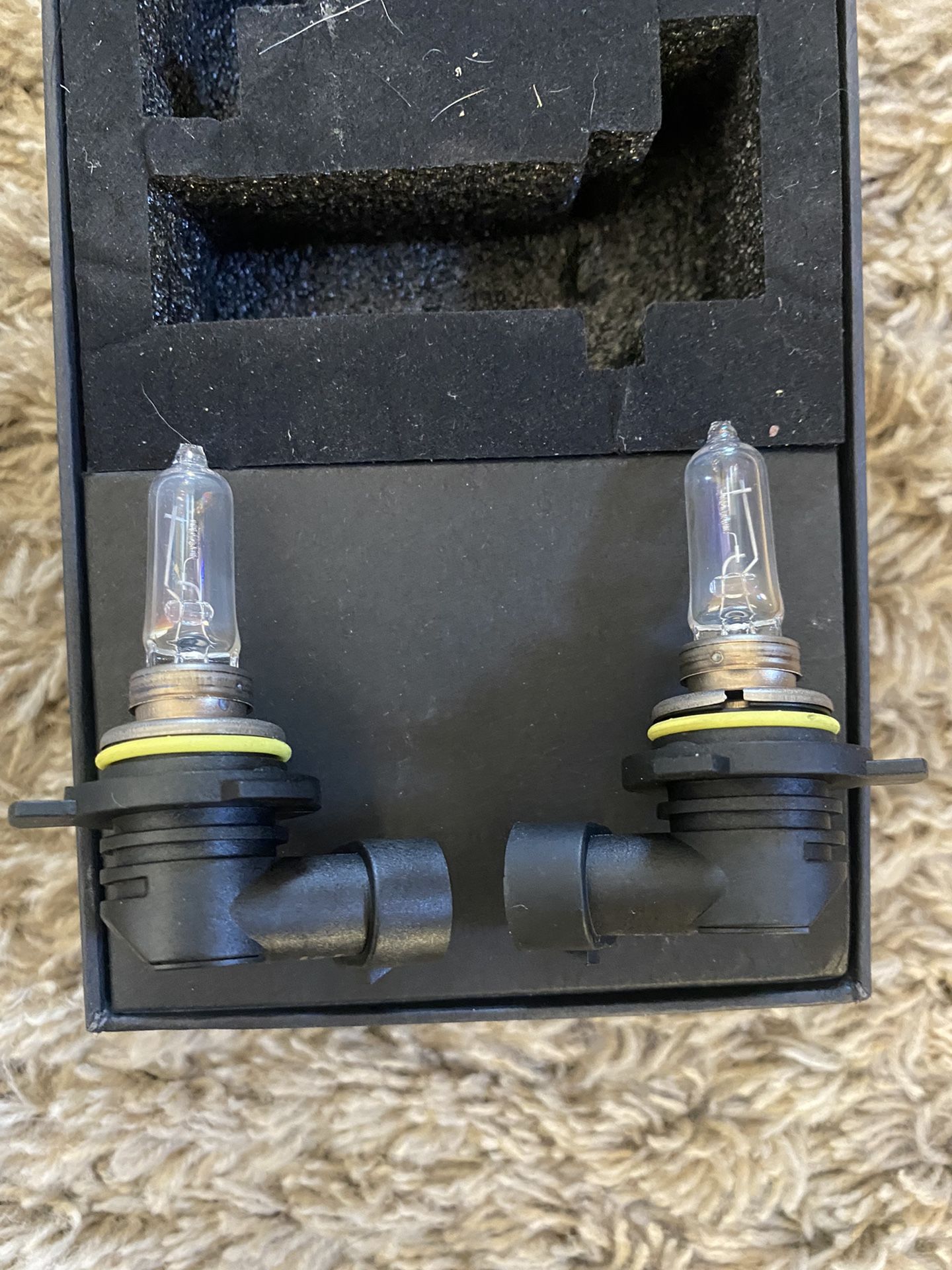Jeep cherokee stock headlight bulbs