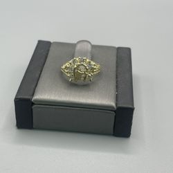 10kt Gold And Diamond Ring