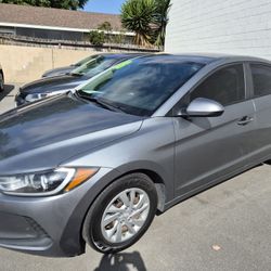 2018 Hyundai Elantra SE