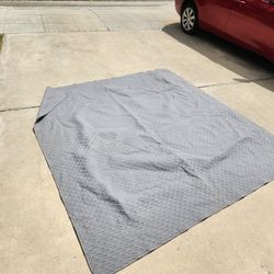 Large moving blanket
