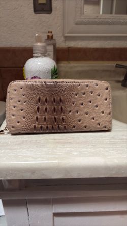 Eastside Beige leather zipper wallet