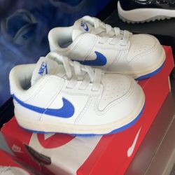 Nike Dunks