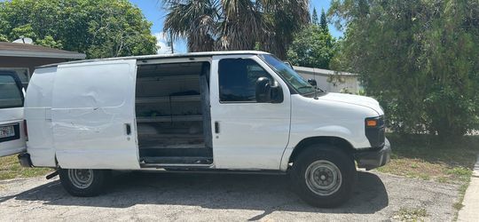 2009 Ford E-350