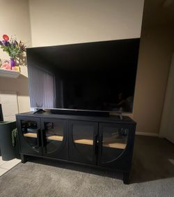 LG TV + TV Stand Bundle – Like New – $200