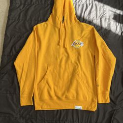 Diamond Supply x Los Angeles Lakers x Looney Tunes Yellow Hoodie Brand New Condition Sz Small