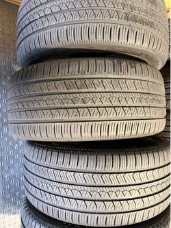 Michelin Defender LTX 285/45 R22