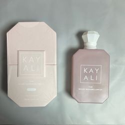 Kayali yum - 3.4 FL OZ
