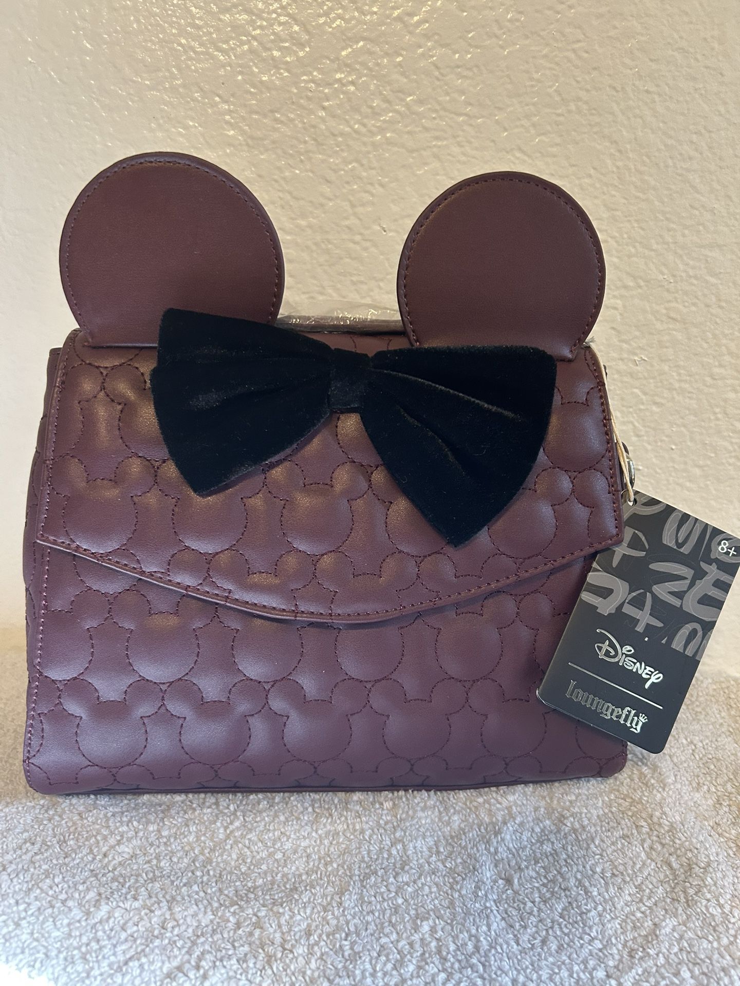 NWT Loungefly Burgundy minute mouse purse