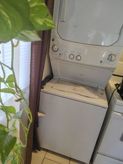 5 year olds Kenmore stackable washer and dryer