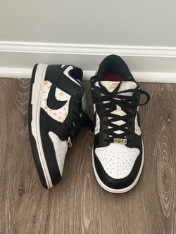 Nike Dunk Low Supreme Black Stars size 12