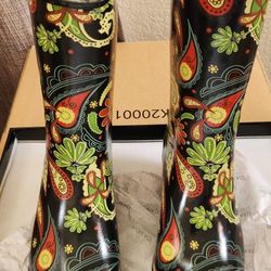 Women's rain boots Size 7