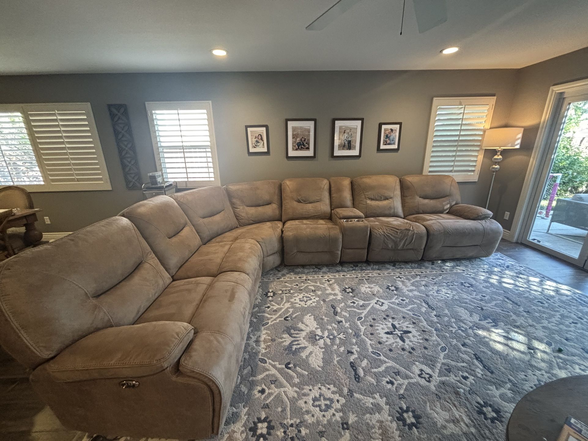 Power Recliner Sectional