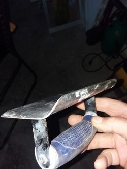 Concrete edger