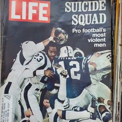 1971 Life Magazines 30 All Together