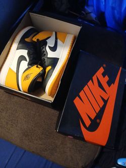 Jordan 1 yellow black white