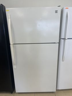 KENMORE TOP BOTTOM FRIDGE OFFWHITE
