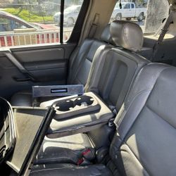 2004 Pathfinder Armada 