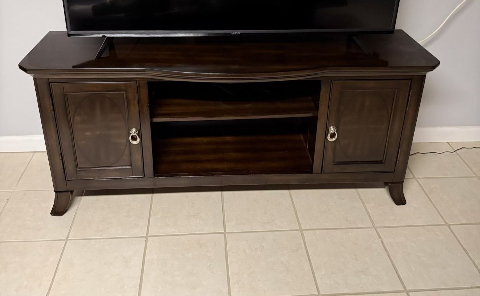 Traditional Tv Stand