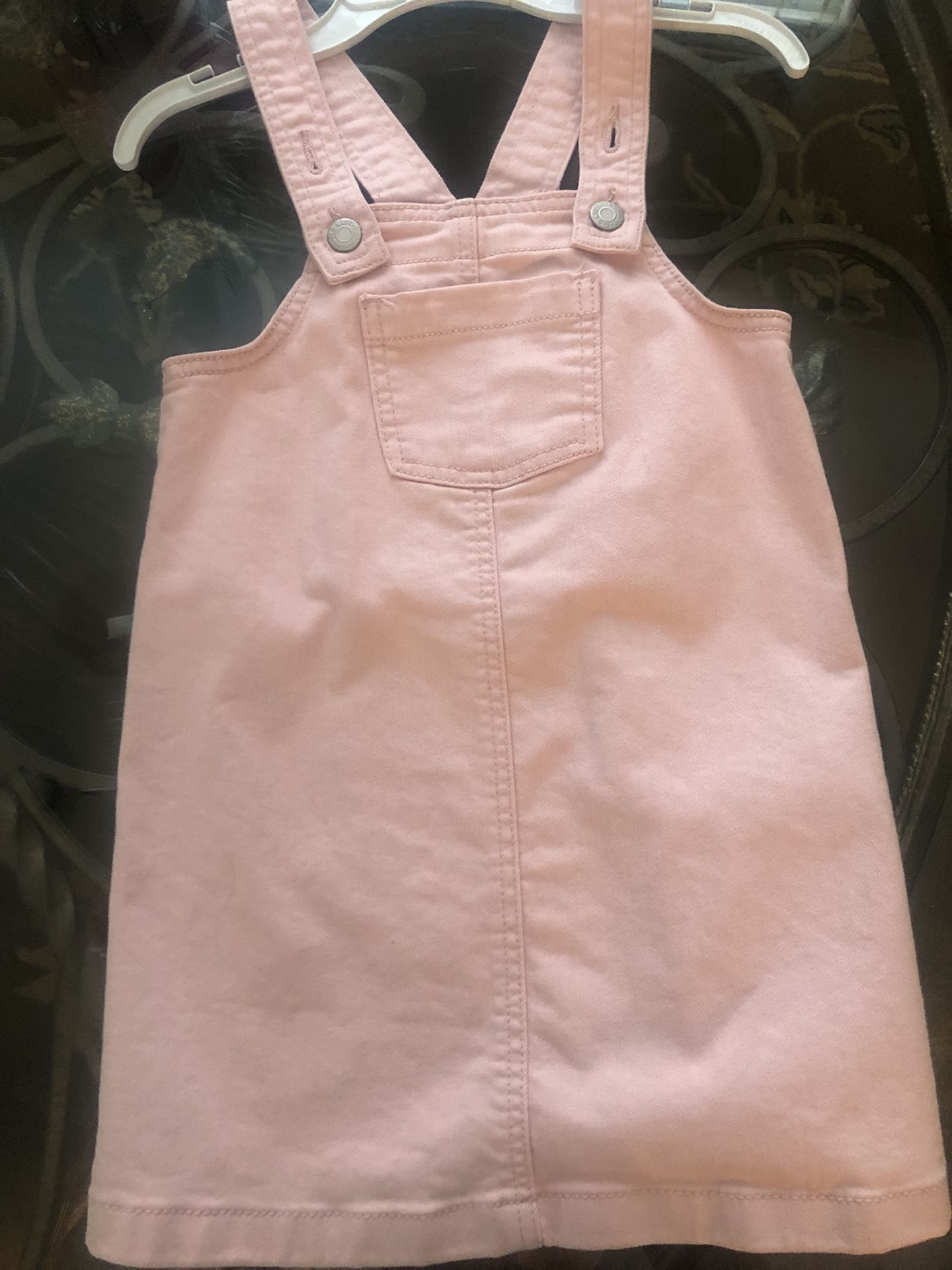 Overall Dress. 5T. Pink. Old Navy.  Tried On. Not worn. No Tag. 