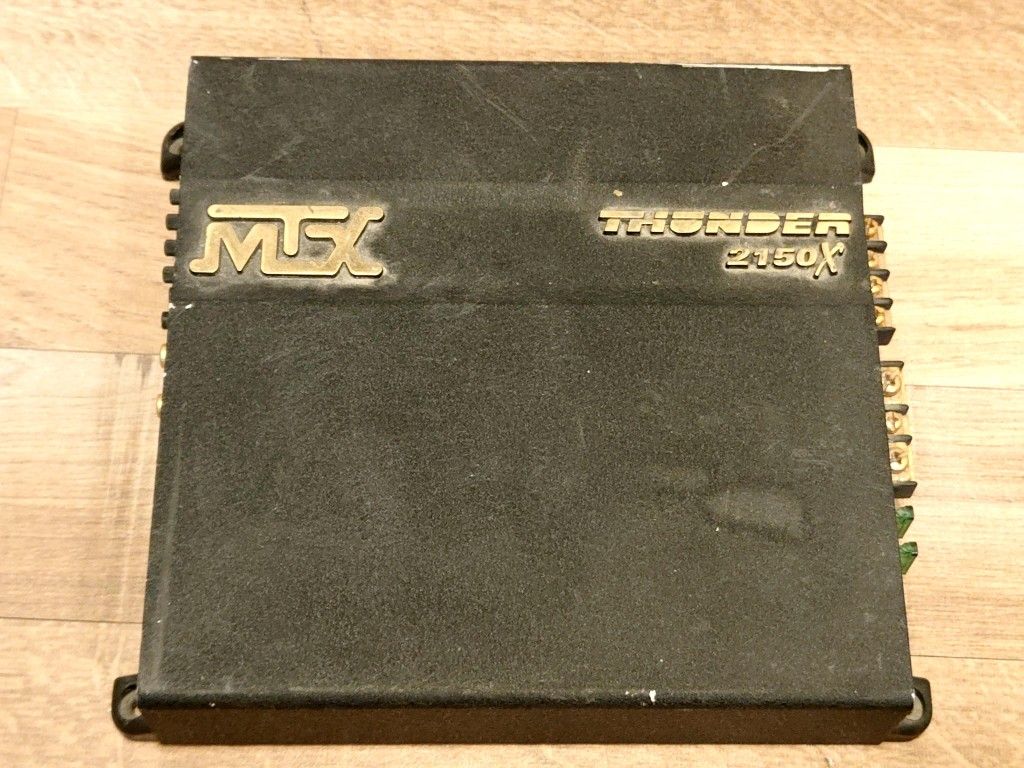 MTX Thunder 2150X old-school car audio amplifier.