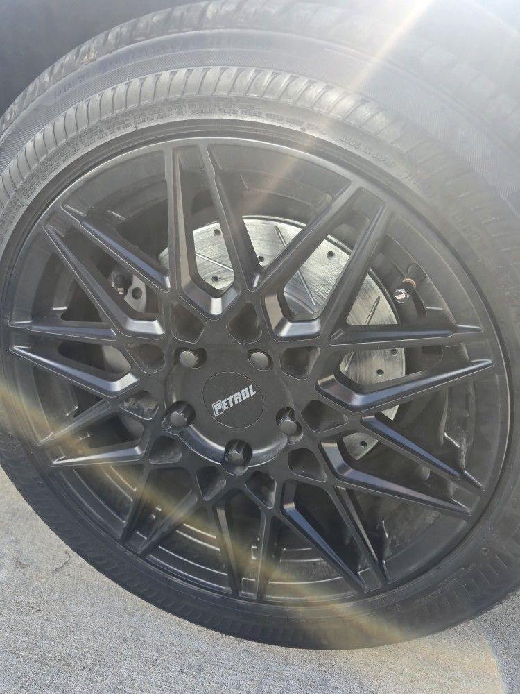 17 Inch Wheels And Tires Like New