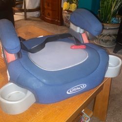 Graco Toddler Car Seat Price 15$ Pick Up In. E. Side.  Tacoma 