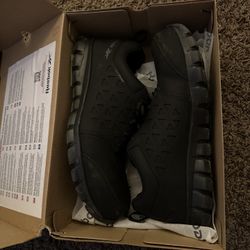 Reebok Work (9.5)New