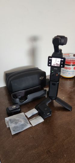 DJI Osmo Pocket 3...   Creator Combo
