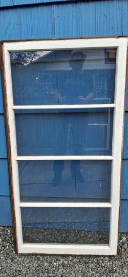 Craftsmen Window 28x54