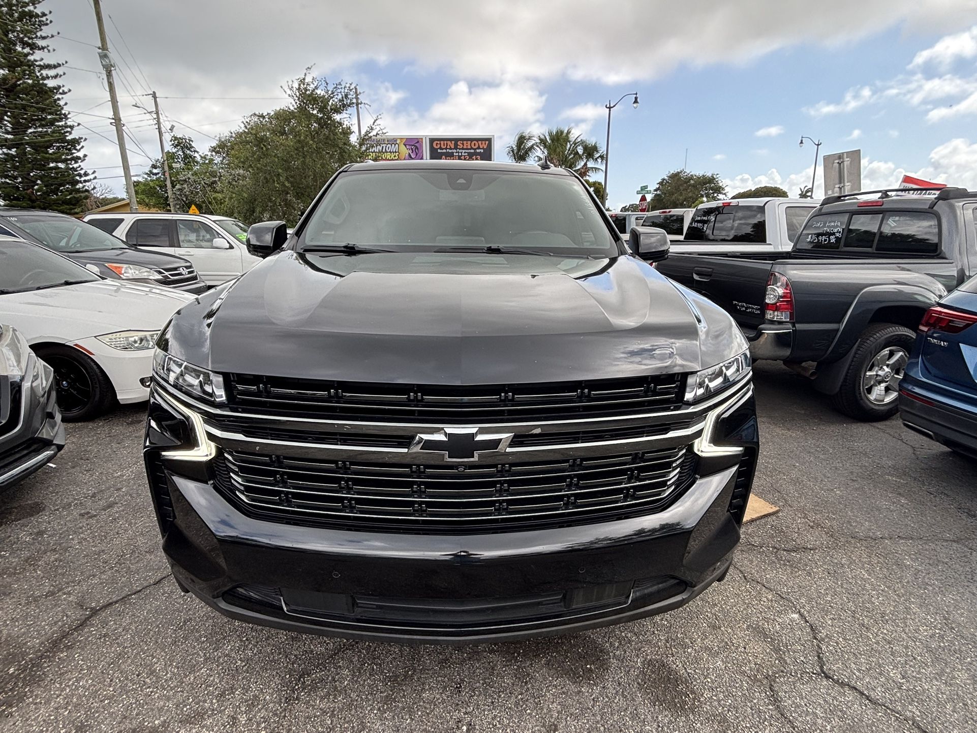 Chevy Suburban RST 2021 Ask For Natalia