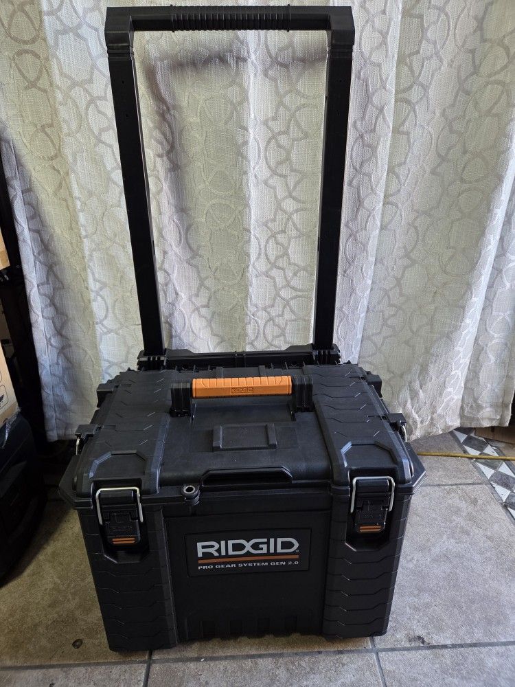 Ridgid Pro Gear Stackable Rolling Tool Box New (Price Is Firm)